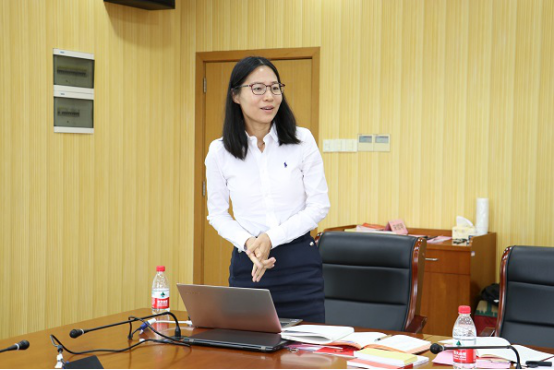 萝莉社
春季学期基层党建工作研讨会暨第四次党支部书记例会召开645.png